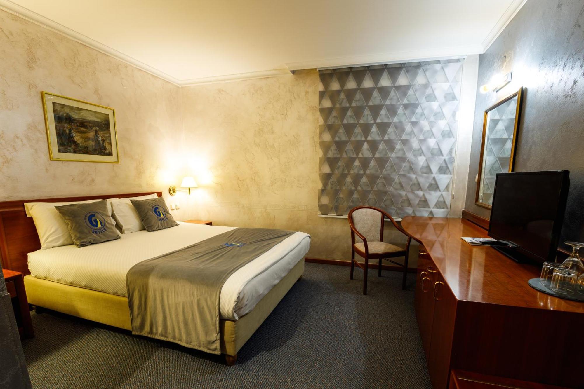Grand Hotel Szkopje Kültér fotó
